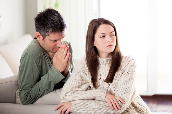 当感情破裂，一方不肯离婚时该如何应对？