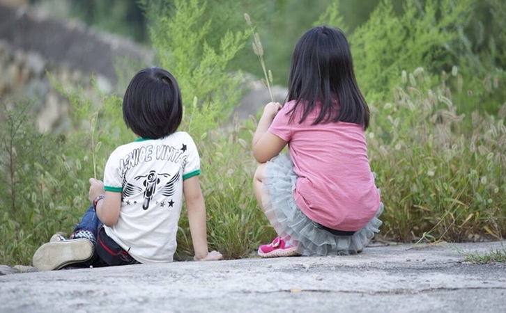及时雨侦探公司：寻找岑珍儿的童年玩伴